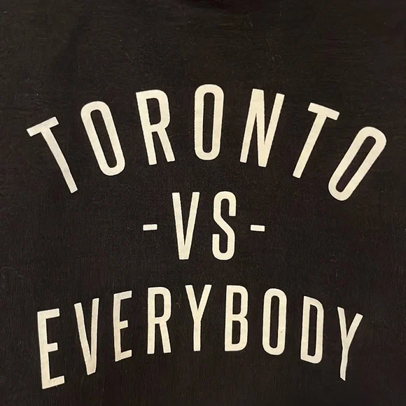 Peace Collective Toronto pull-over - Picture 3 of 3